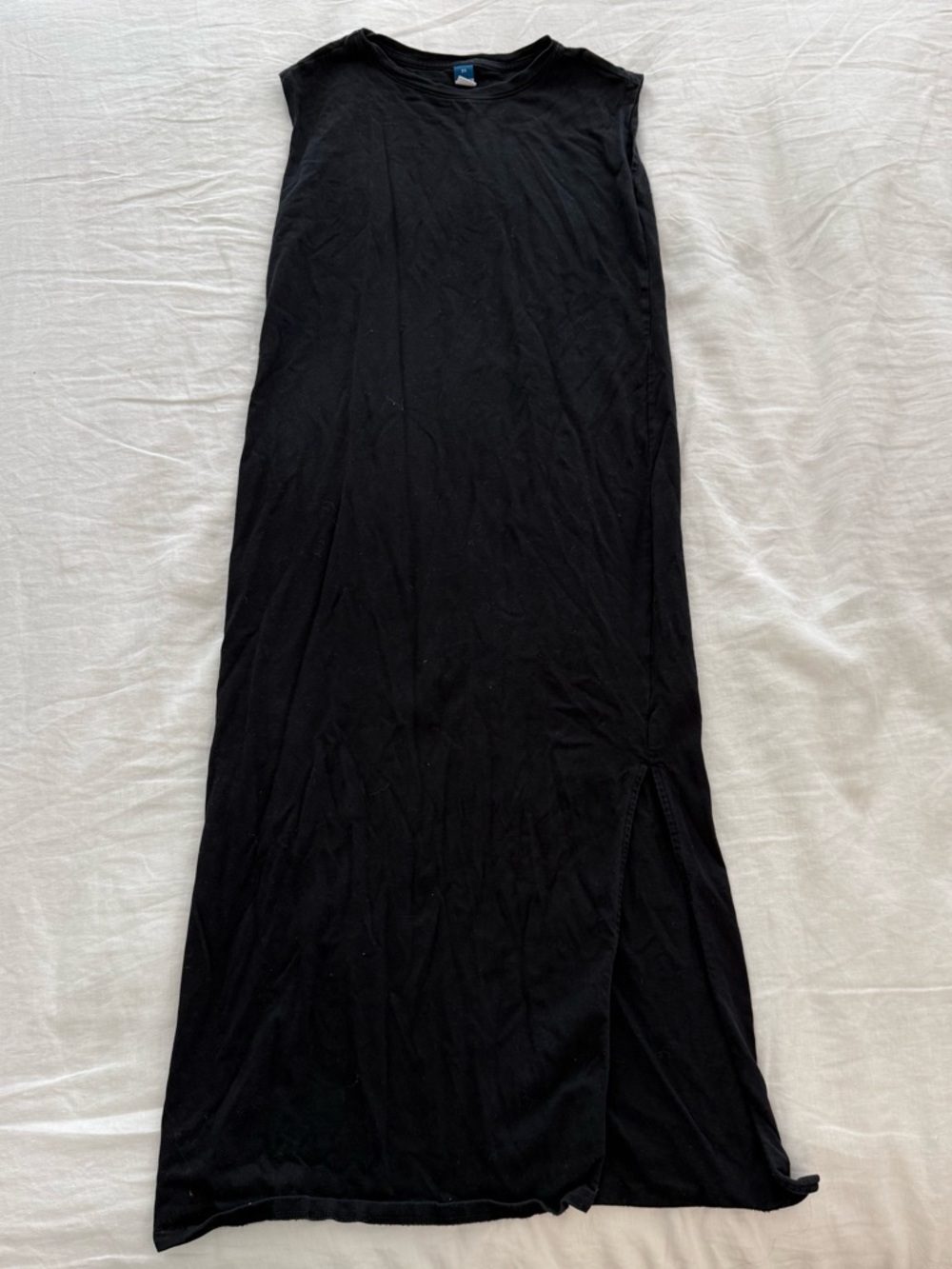 Old Navy Black Sleeveless Midi Dress - Picture 2 of 6